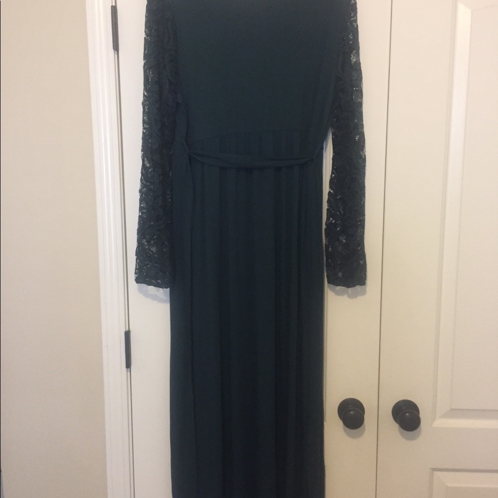 🍀Maxi Dress🍀 - Picture 3 of 3